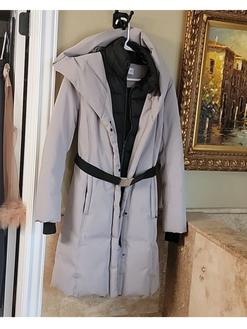 Sandova down coat size M